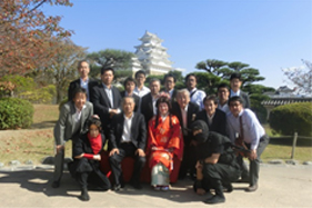 2015�N�x���C��