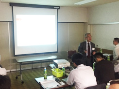 2015�N�x���C��