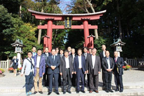 2016�N�x���C��