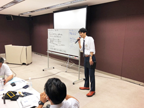 2017�N�x���C��