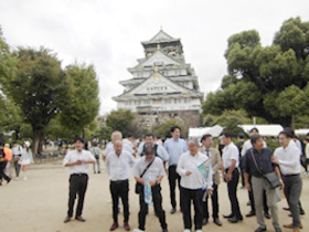 ���錩�w�̗l�q